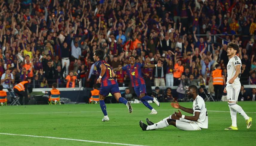 برشلونة على بعد 45 دقيقة من التتويج بلقب "الليغا" 