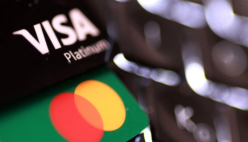 الأمريكيون يتخلفون عن سداد 1.25 تريليون دولار من فواتير بطاقات الائتمان 