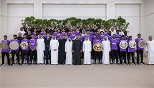 رئيس الدولة يستقبل فريق نادي العين لكرة القدم بمناسبة فوزه بلقب "دوري أدنوك للمحترفين"