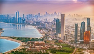 يعكس قوة الاقتصاد.. 6.66 تريليون درهم تحويلات عبر النظام المالي الإماراتي خلال 3 أشهر