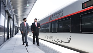 قطارات الاتحاد تكشف الزي الرسمي لطاقم قطار الركاب قبل بدء التشغيل