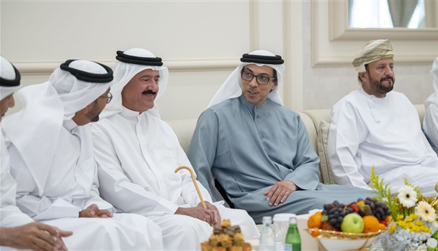 منصور بن زايد: سباقات الهجن جزء أصيل من الموروث الثقافي والتراثي لدولة الإمارات 