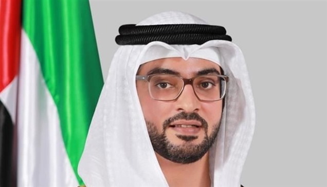 سلطان بن حمدان يهنىء هزاع بن زايد بفوز العين بدوري المحترفين