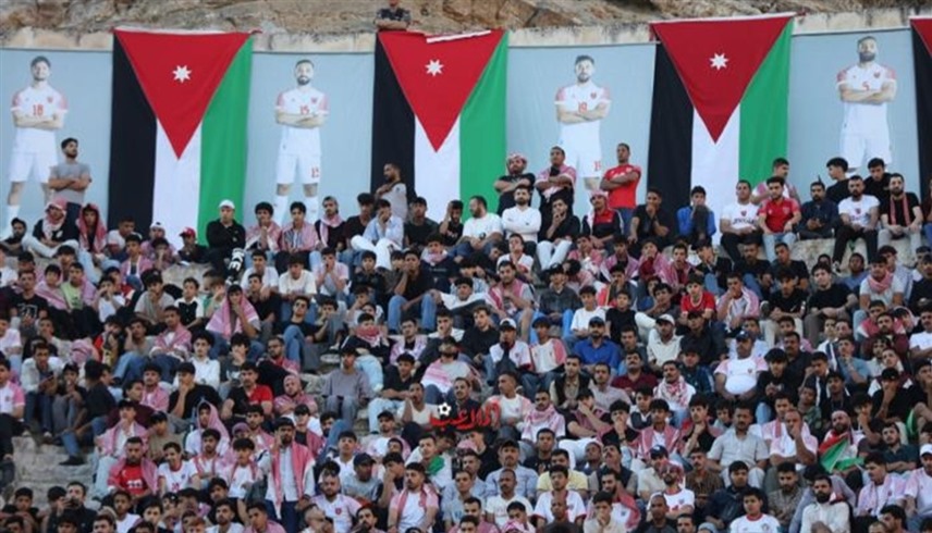 الجمهور الأردني في المدرج الروماني (صحيفة الملاعب الرياضي)