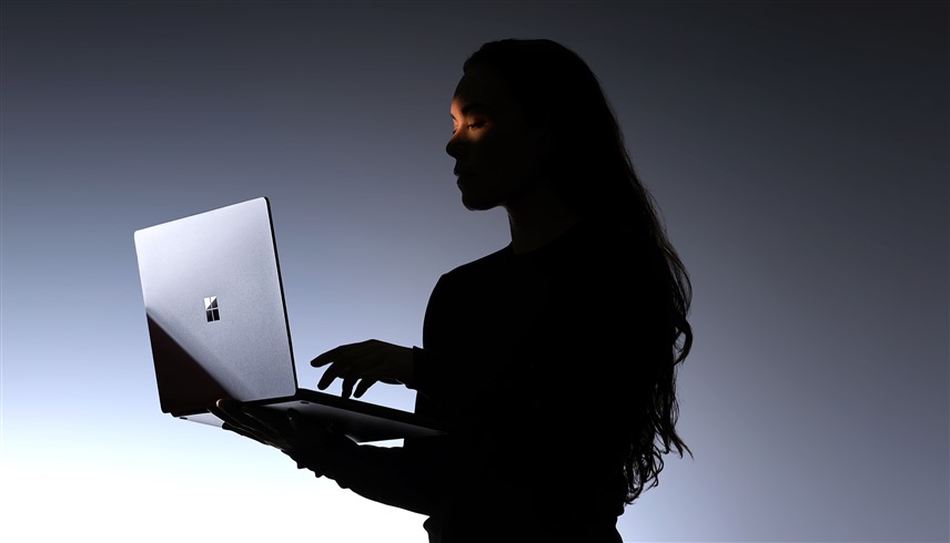 جهاز مايكروسوفت "Surface Laptop Ultra" (الصورة- موقع مايكروسوفت)
