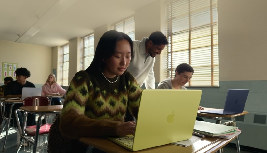 إقبال غير مسبوق على MacBook Neo يضع آبل أمام معضلة إنتاجية 