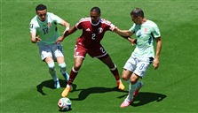 منتخب قطر يحقق أول نقطة في تاريخه بالمونديال