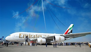 الأكبر من نوعها والوحيدة.. كيف تصدرت "إيرباص A380" الإماراتية المشهد بمعرض برلين للطيران؟
