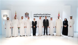 الإمارات والبحرين يبحثان تعزيز التكامل المالي والمصرفي