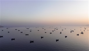إنقاذ طاقم هليكوبتر أمريكية بعد سقوطها قرب مضيق هرمز 