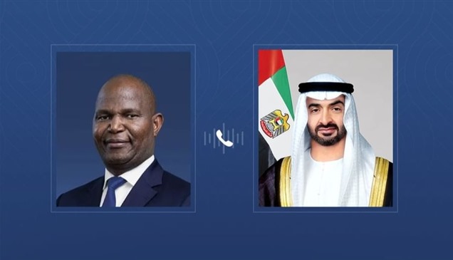 محمد بن زايد ورئيس موزمبيق يبحثان هاتفياً تعزيز علاقات التعاون