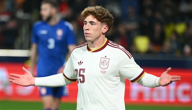 صراع إنجليزي إيطالي على ضم مونيوز مقابل 40 مليون يورو.. وعقد ريال مدريد يحكم اللعبة
