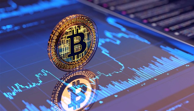 تراجع حاد لبيتكوين وإيثريوم وسط ضغوط بيع متواصلة