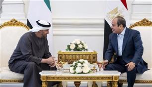 محمد بن زايد يصل العلمين.. ويبحث مع الرئيس المصري التطورات الإقليمية