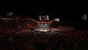 أبوظبي تعزز العوائد التجارية لبطولة "UFC فايت نايت" بنزالات جديدة