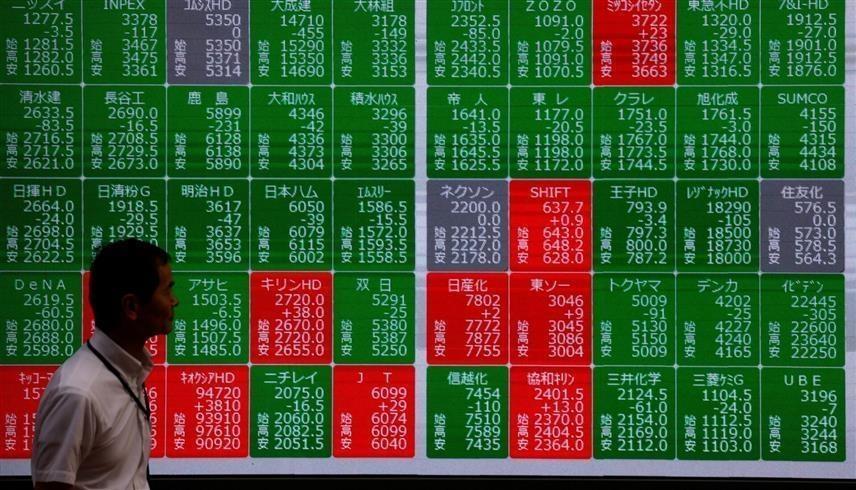 أسعار الأسهم وحركة تداولها على المؤشر نيكي الياباني (رويترز)