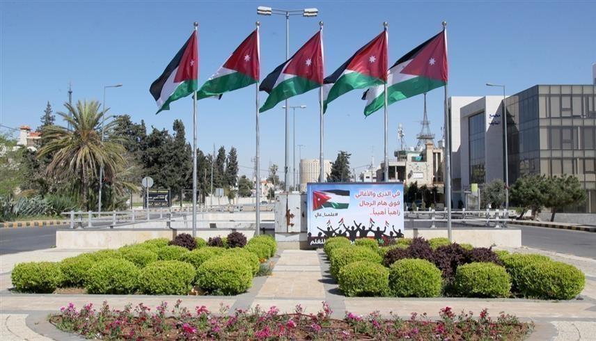 مجموعة من الأعلام الأردنية في العاصمة عمّان (أرشيف)