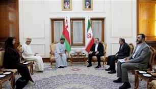 عُمان وإيران تبحثان إطاراً مرحلياً مقترحاً لإنشاء ممر ملاحي مؤقت مشترك عبر هرمز