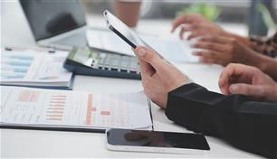 الاشتراكات الشهرية بين التجديد التلقائي وحق الإلغاء..مبالغ بسيطة تتحول إلى عبء مالي؟