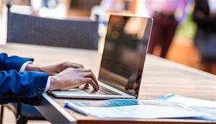 من السوق المحلي إلى المستهلك العالمي.. الرقمنة تغير معادلة التصدير للمشاريع الصغيرة