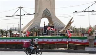 سي إن إن: صراع السلطة في إيران يحسم موعد نهاية الحرب
