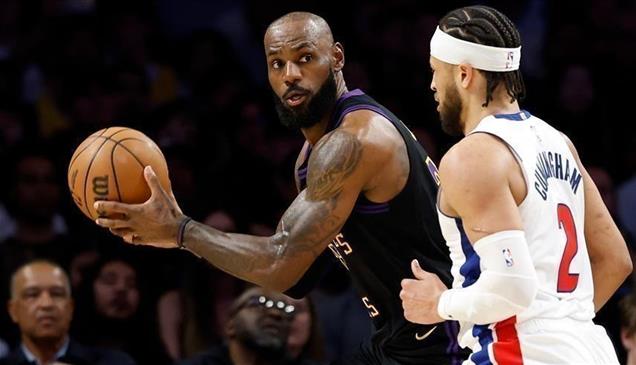 كيف يحرّك ليبرون جميس مليارات بث "NBA"؟