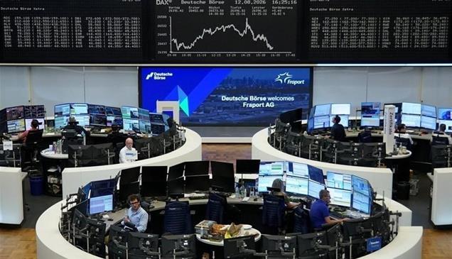 الأسهم الأوروبية تستقر مع توازن مكاسب التكنولوجيا وضعف قطاعات أخرى