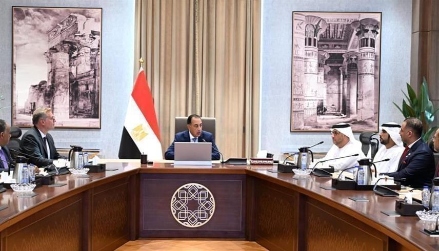 خلال اللقاء الذي عقد في مقر الحكومة المصرية بالعاصمة الإدارية الجديدة (وام)
