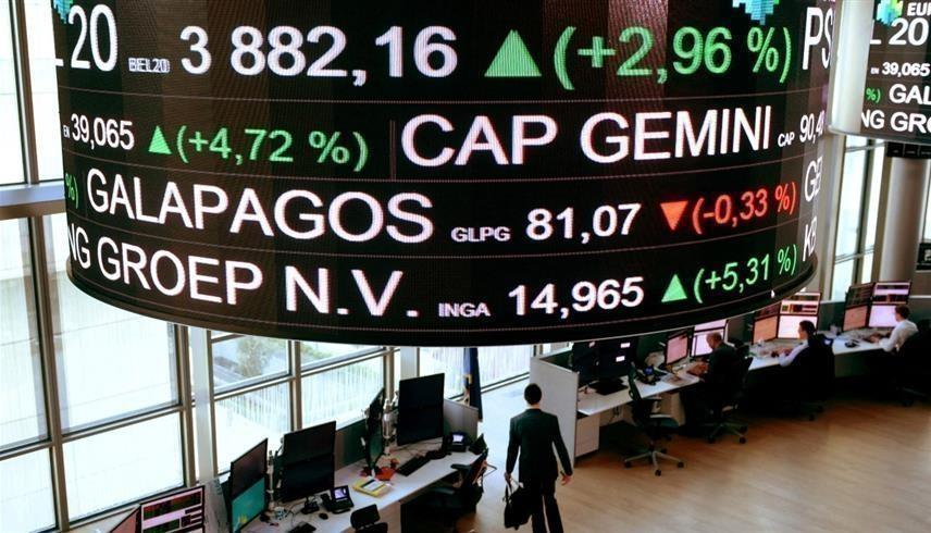 شاشة تستعرض مؤشرات الأسهم الأوروبية (أ ف ب)