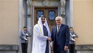 رئيس الدولة يزور النصب التذكاري المركزي في برلين