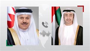 عبدالله بن زايد ووزير خارجية البحرين يبحثان هاتفياً التطورات الإقليمية