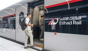 قطار الاتحاد.. منصات التواصل تغرد وتتغزل