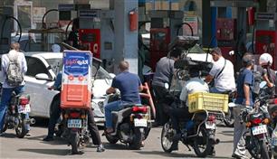 ضغوط الحرب والعقوبات تجبر إيران على رفع سعر البنزين
