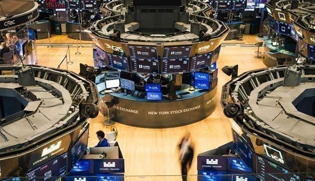 الأسواق العالمية تسدل الستار على أسبوع مضطرب تحت ضغط النفط والتضخم والسندات