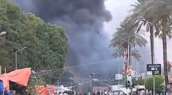 أعمدة دخان ناجمة عن قنابل الغاز المسيل للدموع المستخدمة في فض اعتصامي الإخوان، رابعة العدوية - القاهرة (24)