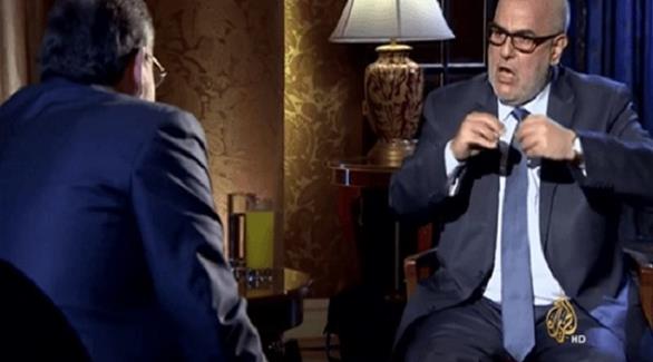 بن كيران يمين الصورة في لقاء مع أحمد منصور يسار على قناة الجزيرة(أرشيف)