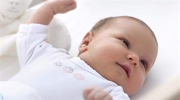 كيف تختبر قدرات السمع لدى الطفل حديث الولادة؟