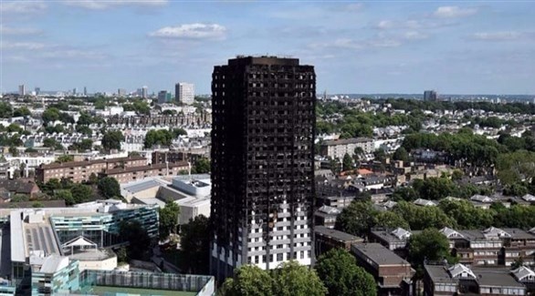 جانب من المبنى المحترق في لندن 