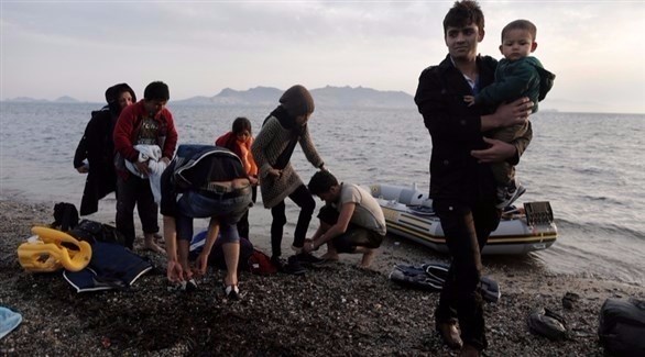 لاجئون يصلون اليونان عبر بحر إيجة (إ ب أ)