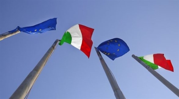 علما ايطاليا والاتحاد الاوروبي (أرشيف)
