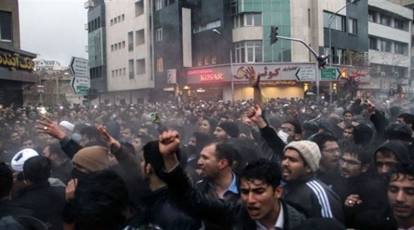 مظاهرة حاشدة شهدتها طهران احتجاجاً على فساد نظام الملالي (أرشيف)