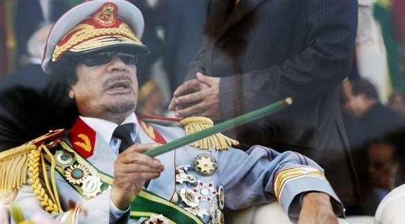 الزعيم الليبي الراحل معمر القذافي (أرشيف)