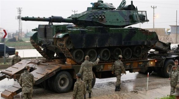 تعزيزات عسكرية تركية على الحدود السورية.(أرشيف)