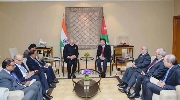 الملك الأردني مستقبلاً  رئيس وزراء الهند (الديوان الملكي الهاشمي / فليكر)