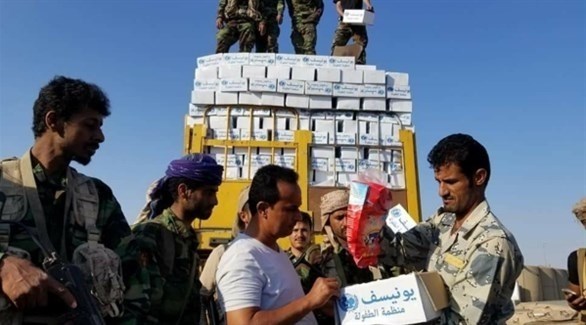 نهب ميليشيا الحوثي للمساعدات في اليمن (أرشيف)