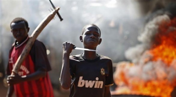 مسلحان شابان في بانغي عاصمة أفريقيا الوسطى (أرشيف)