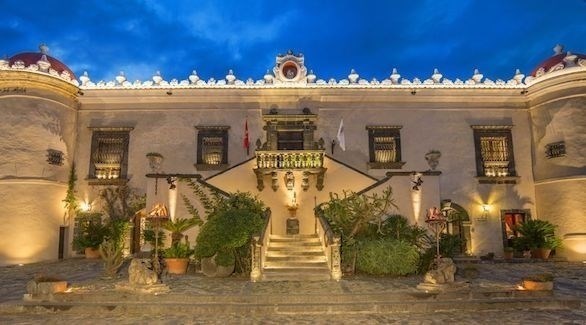 فندق كاستيلو سان ماركو بجزيرة صقلية الإيطالية (ميرور)
