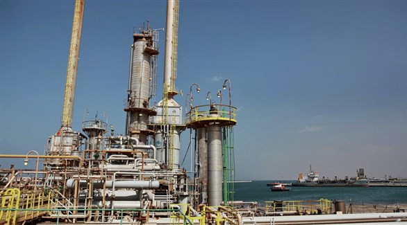 مصفاة ميناء الزاوية النفطي في ليبيا (أرشيف)