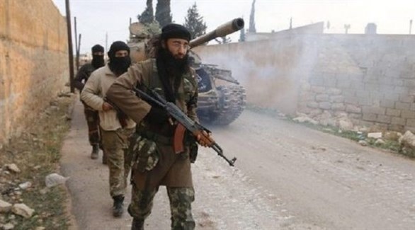 مسلحون من جيش خالد بن الوليد الموالي لداعش في درعا (أرشيف)