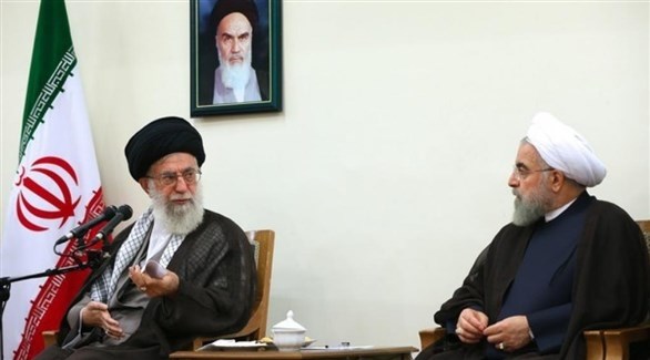الزعيم الإيراني علي خامنئي والرئيس حسن روحاني (أرشيف)